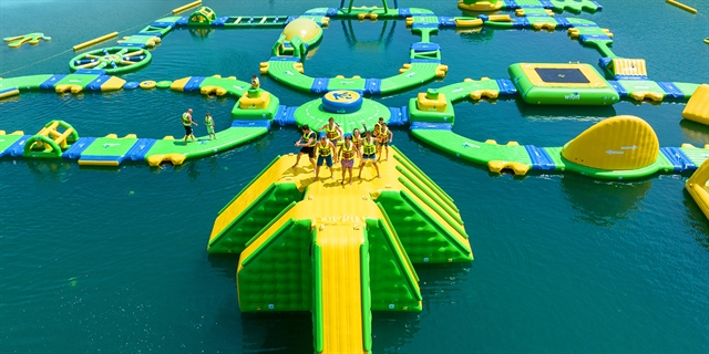 Overview of floating waterpark on Lake Wіsсоnsіn Dells.